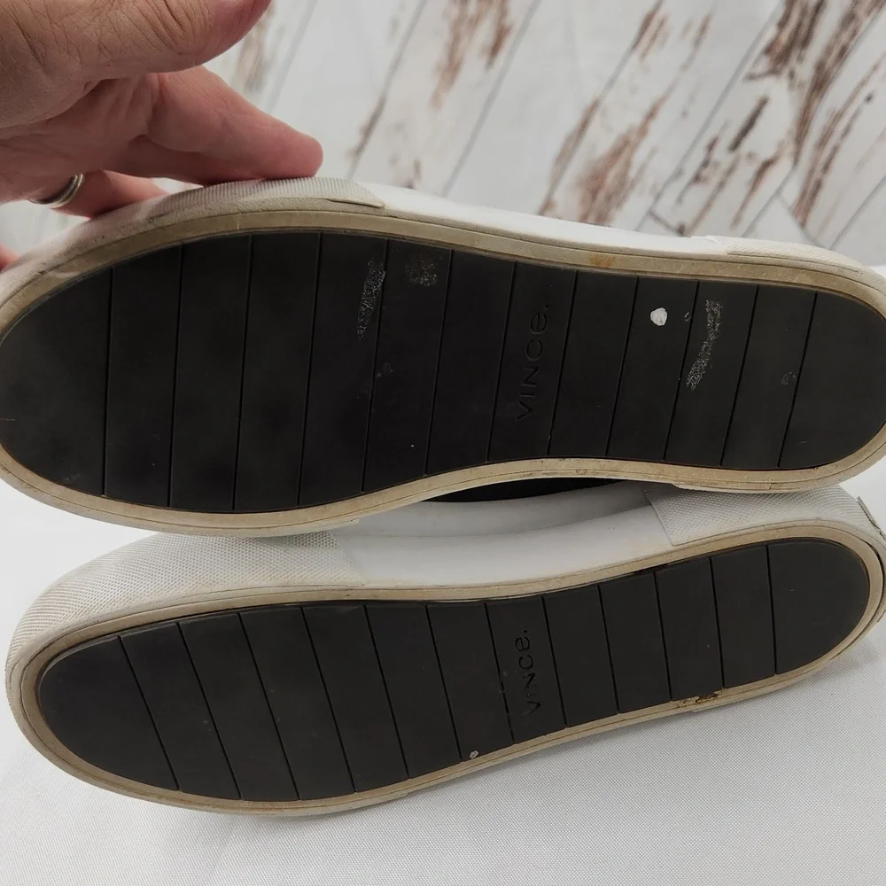 Vince‎ Suede Sneakers in Dark Gray